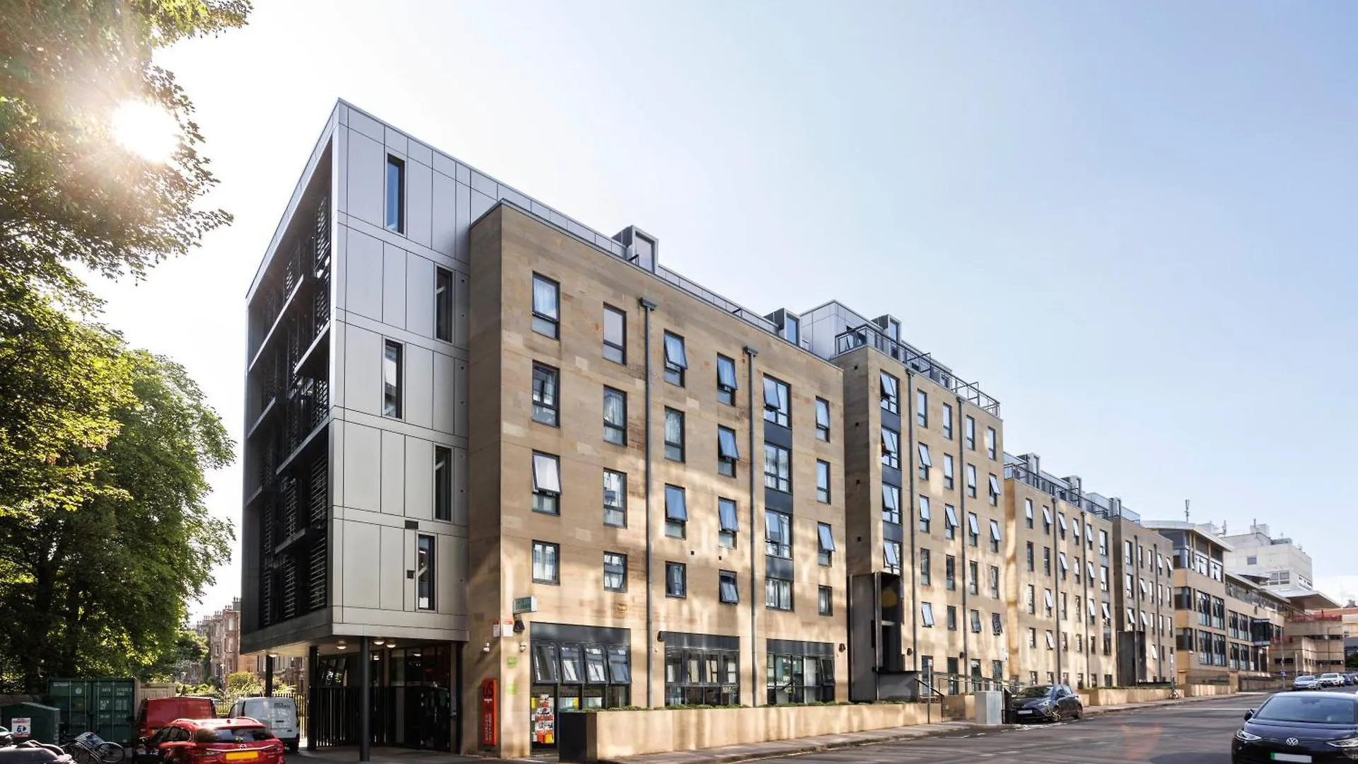 Unite Students - Chalmers Street - The Meadows Edinburgh
